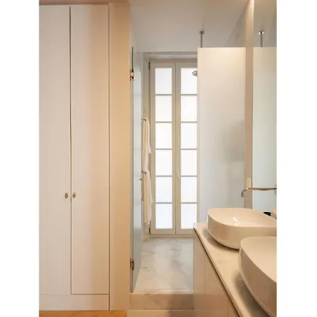 Ando Living - Fanqueiros House