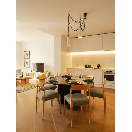 Ando Living - Fanqueiros House Appartement