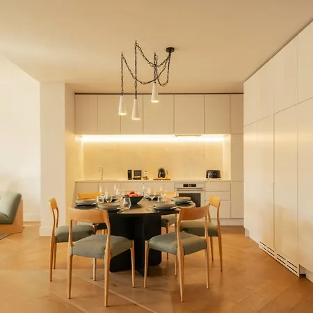 Ando Living - Fanqueiros House Apartment *
