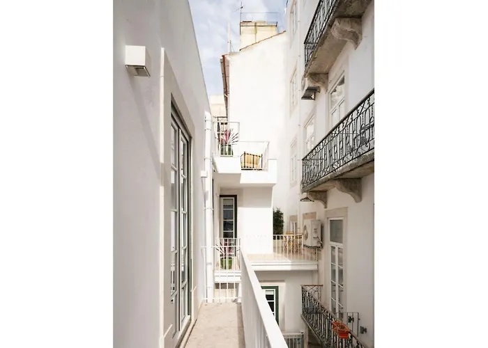 Ando Living - Fanqueiros House *