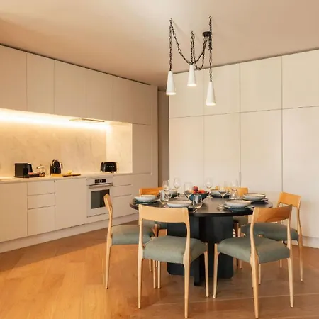 Ando Living - Fanqueiros House *